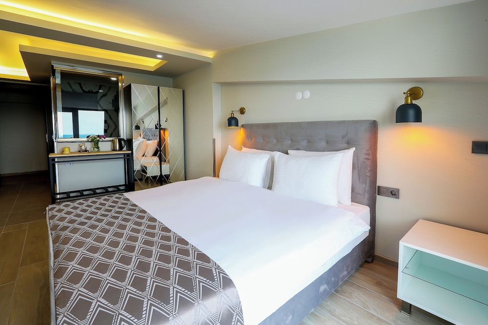Urla Pera Hotel 9/23