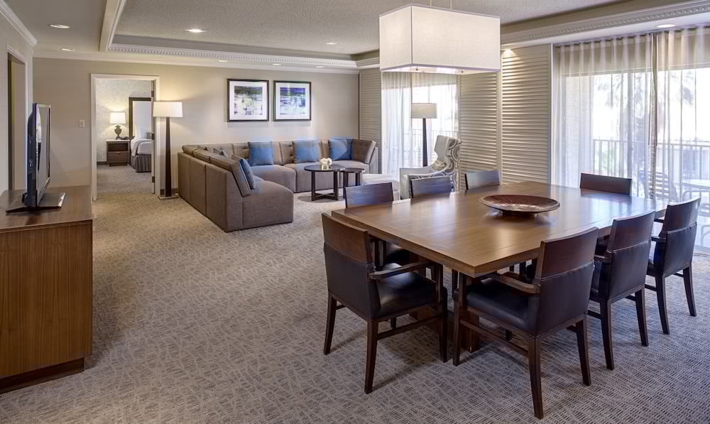 Crowne Plaza Phoenix Chandler Golf Resort 52/61