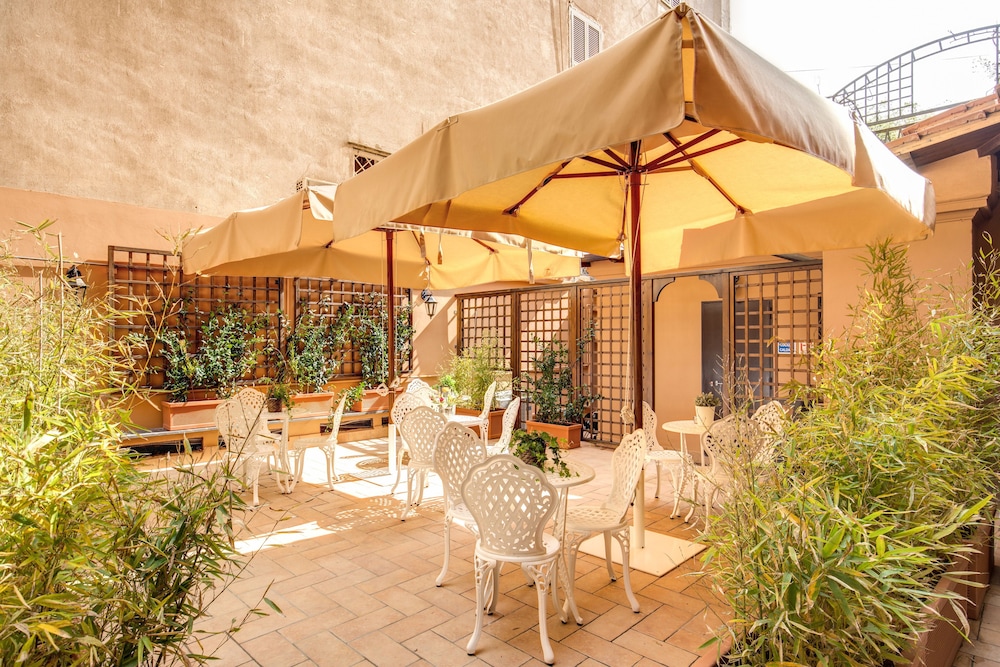 Charme Spagna Boutique Hotel photo1