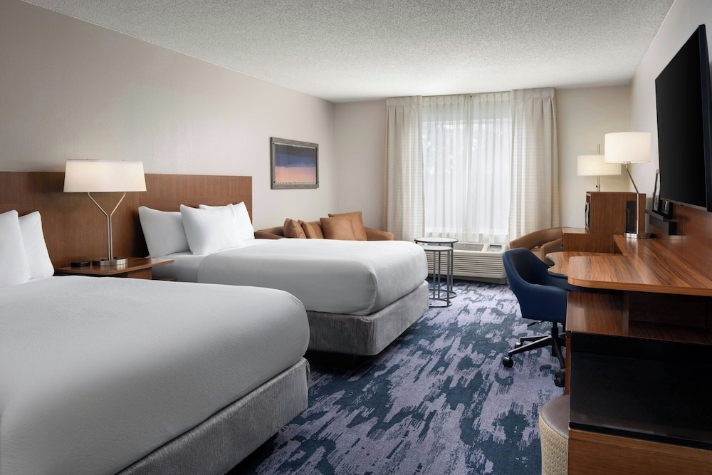 Room, Multiple Beds
