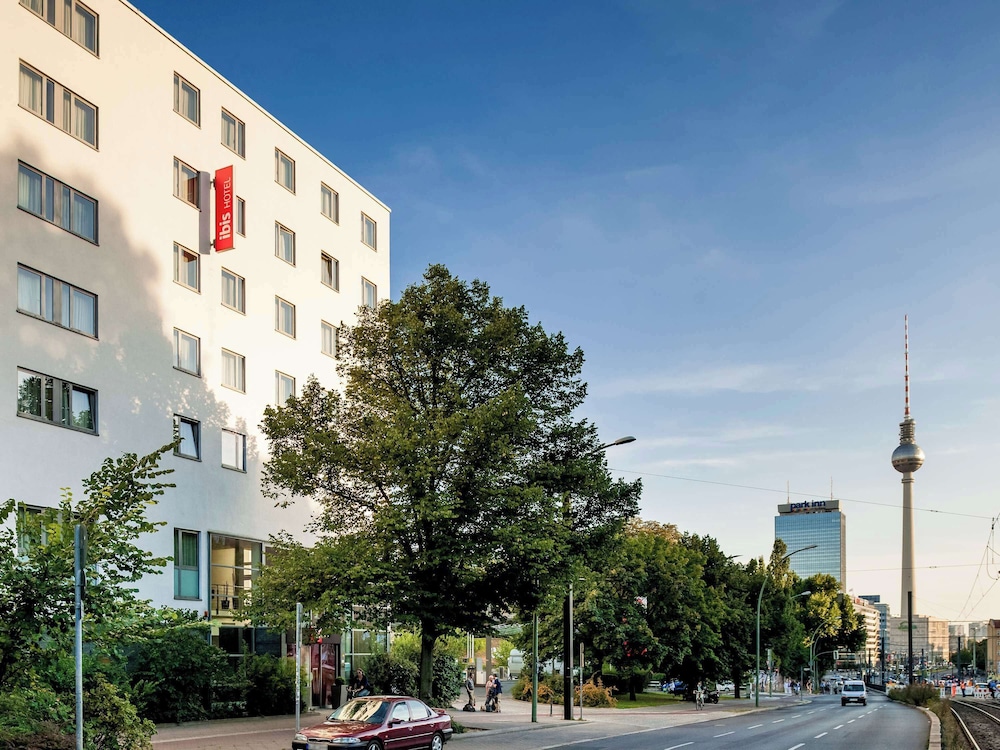 IBIS BERLIN MITTE HOTEL 68/73