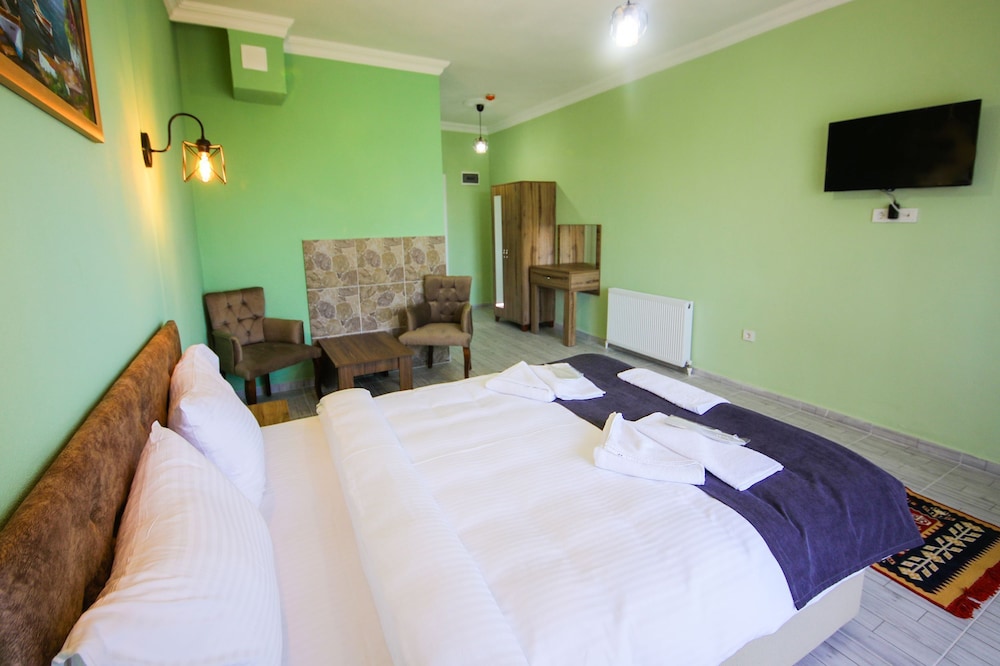 Agva Green Blue Otel 7/24