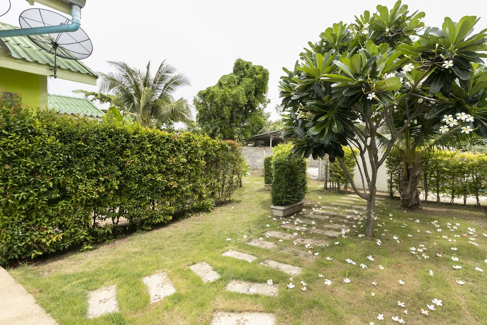 Sansuk Resort 35/45