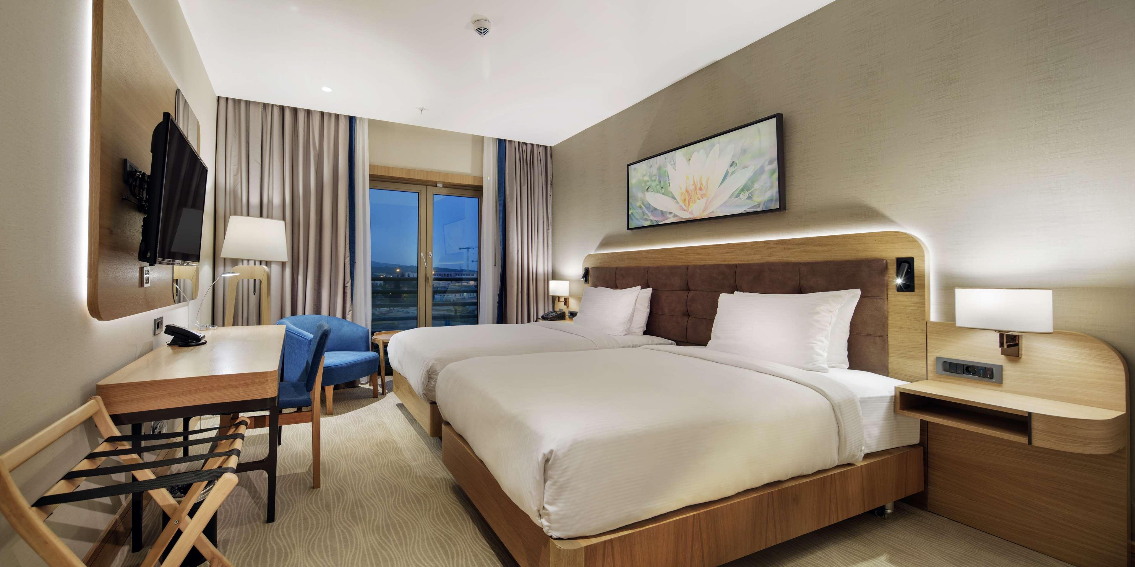 GUEST ROOM, TWIN BEDS