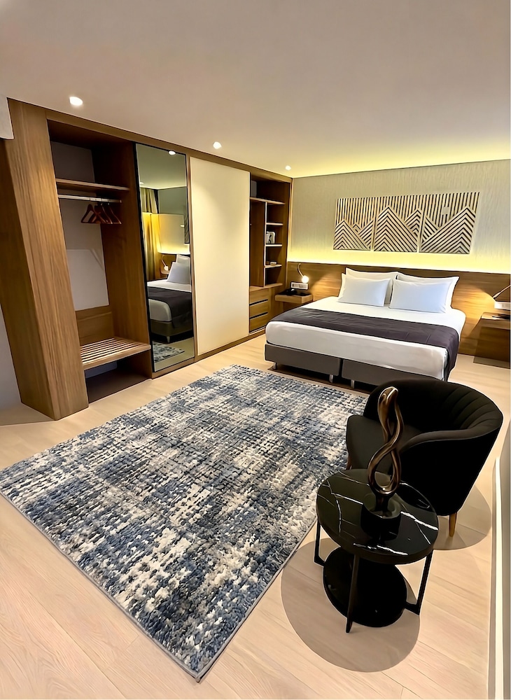 Kalyon Hotel 40/70