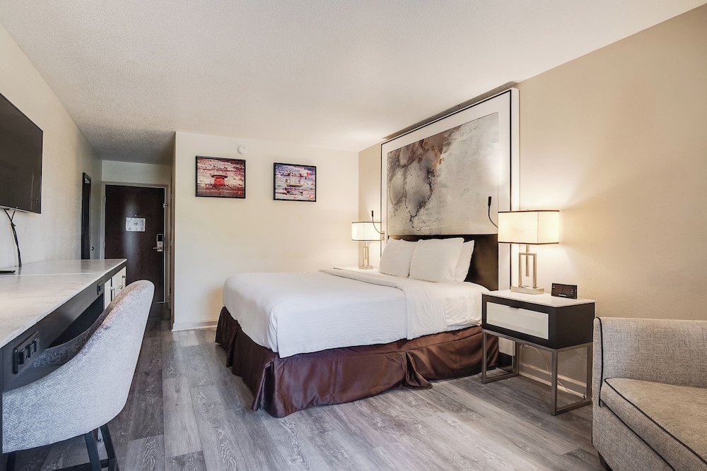 Clarks Inn Savannah Airport 21/44