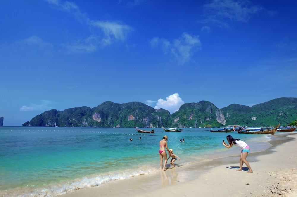 Bay View Resort Koh Phi Phi 70/74