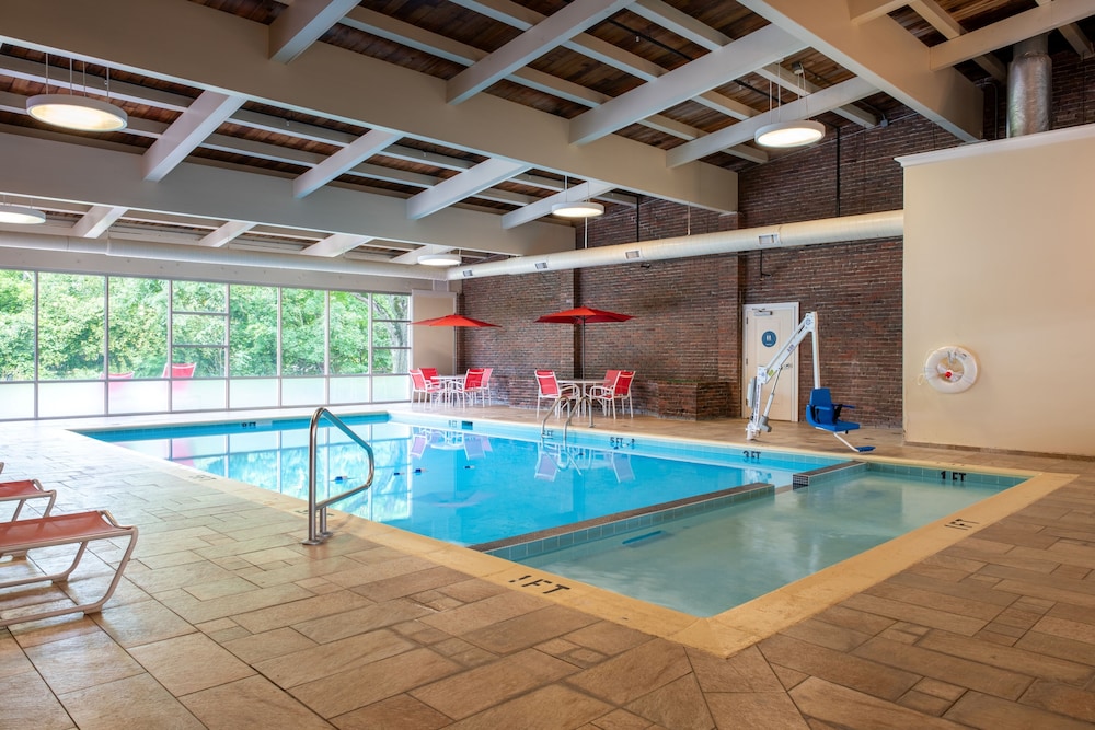 White River Inn and Suites 33/63