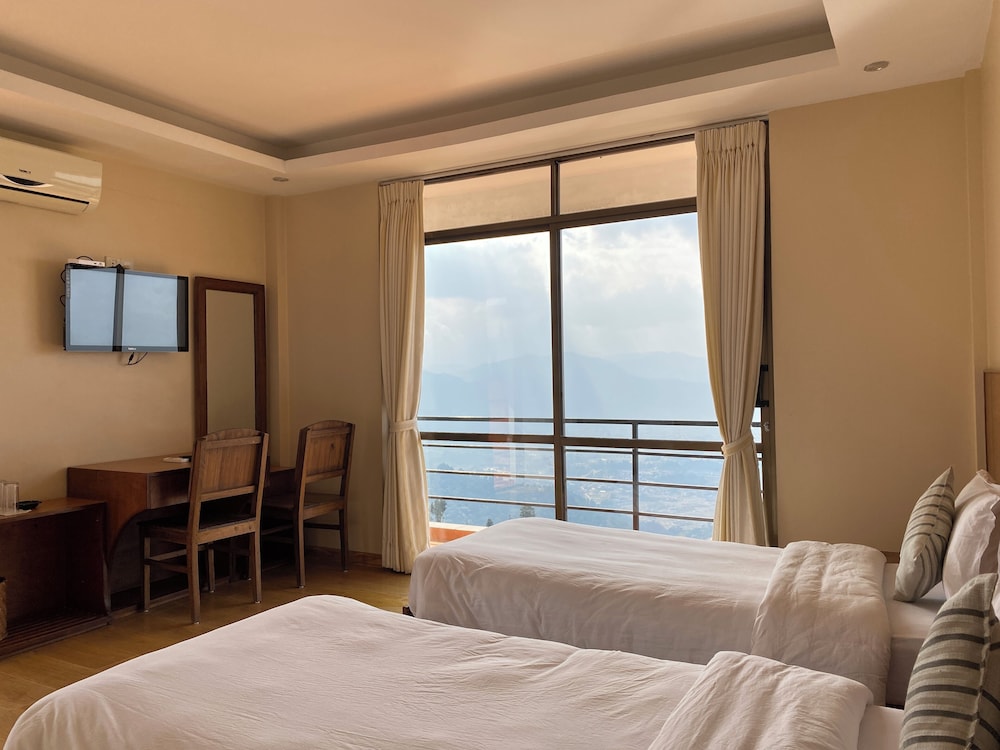 Ratna Giri Resort 20/49