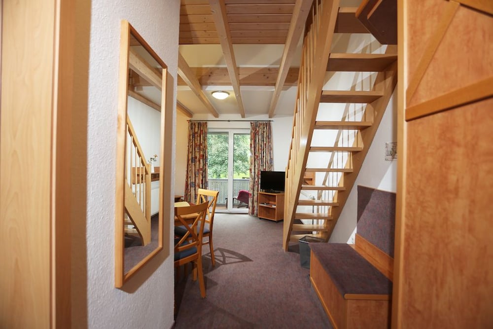 Top Vch Hotel Zur Burg Sternberg Extertal 44/57
