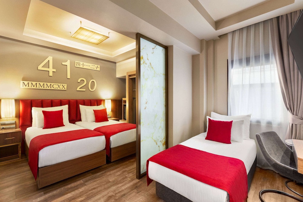 Ramada by Wyndham Istanbul Pera 24/50