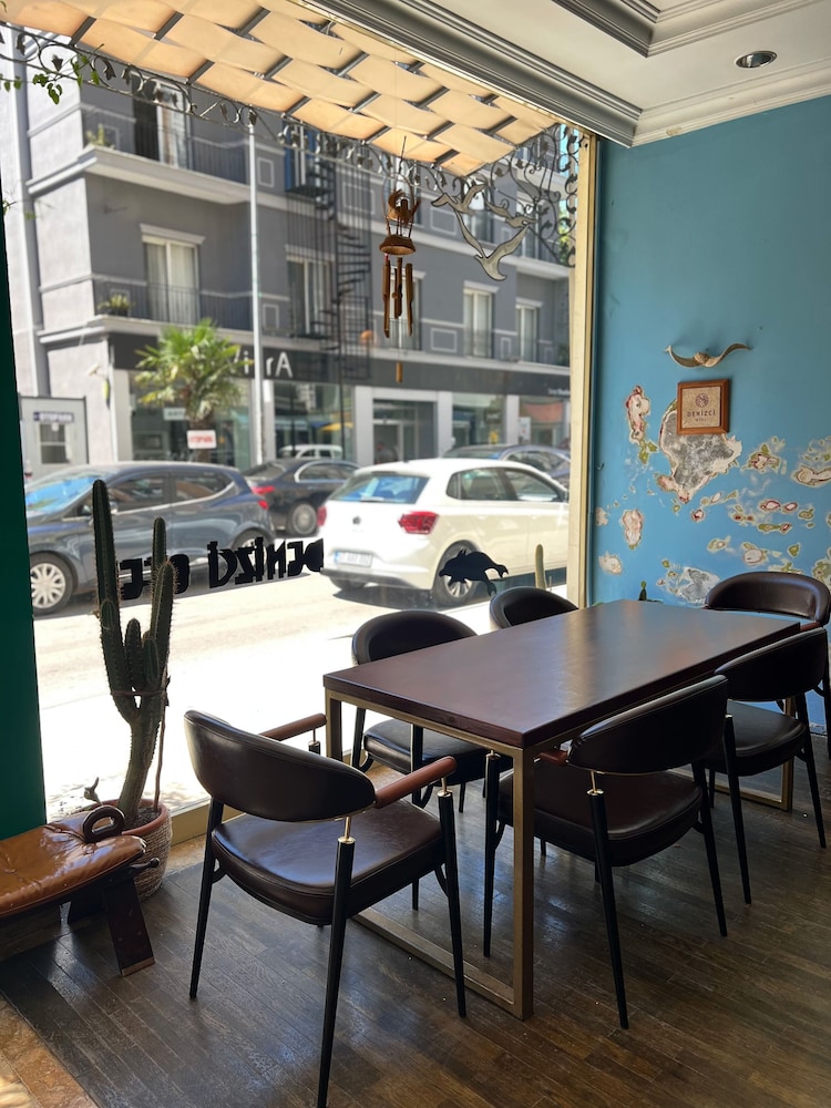 Denizci Hotel 42/48