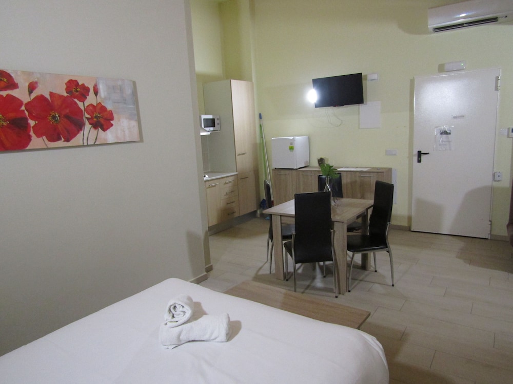 Aparthotel Giuliano 12/50