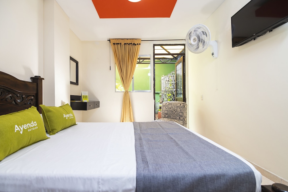 Hotel Los Tunjos 26/56