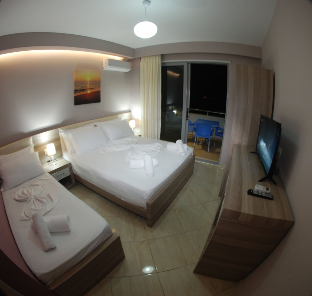 Divers Hotel 23/43