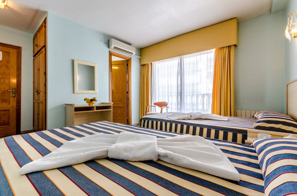 HOTEL MEDITERRANEO 6/52