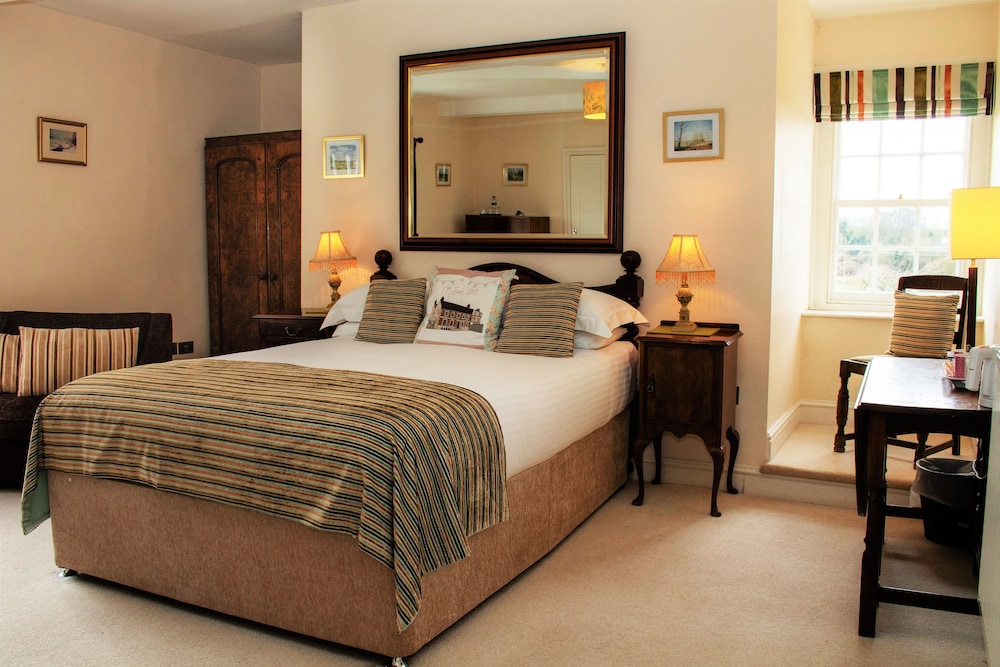Rollestone Manor 9/47
