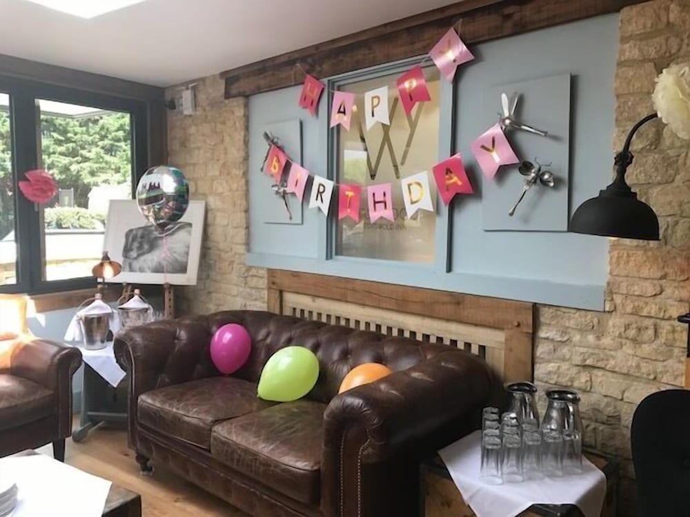 The Wychwood Inn 24/47
