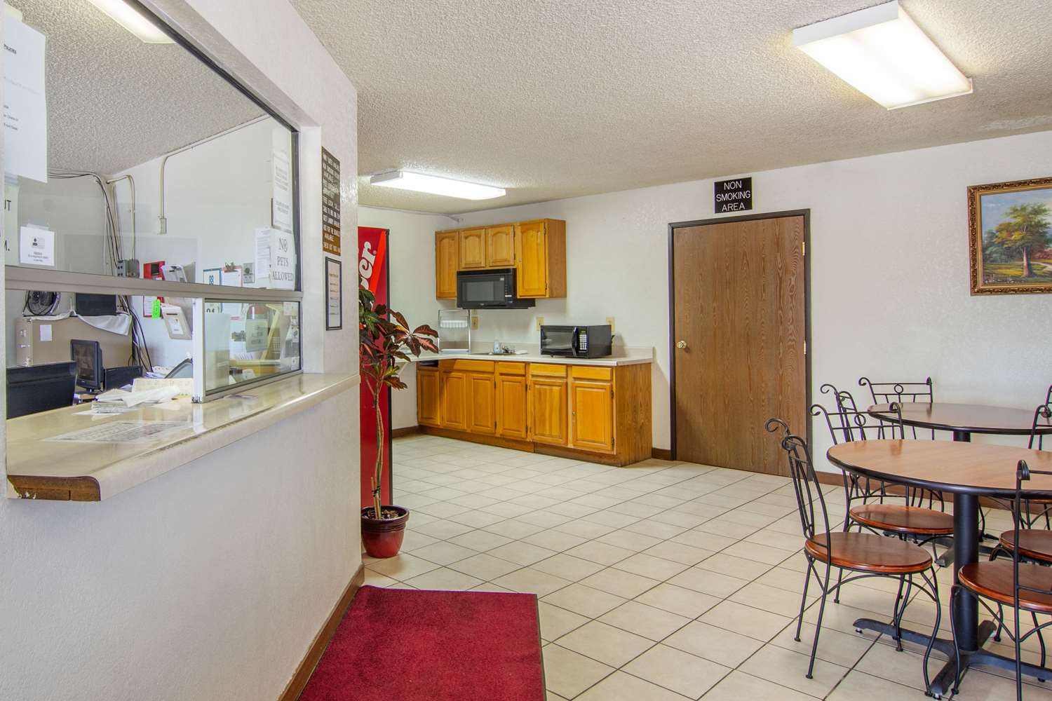 Motel6 Brighton, CO - Denver Northeast 18/22