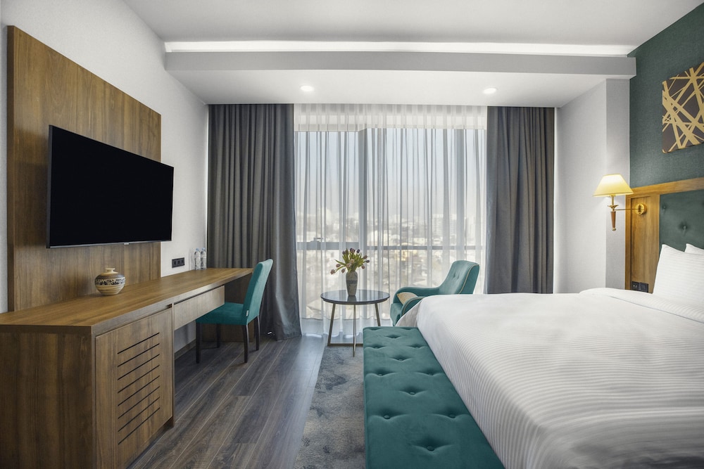 Royal Tulip Hotel and Casino Jewel 14/45