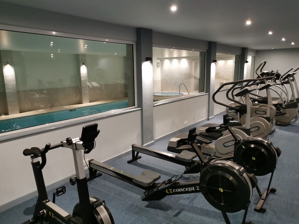 The Beeches Hotel And Leisure Club 32/50