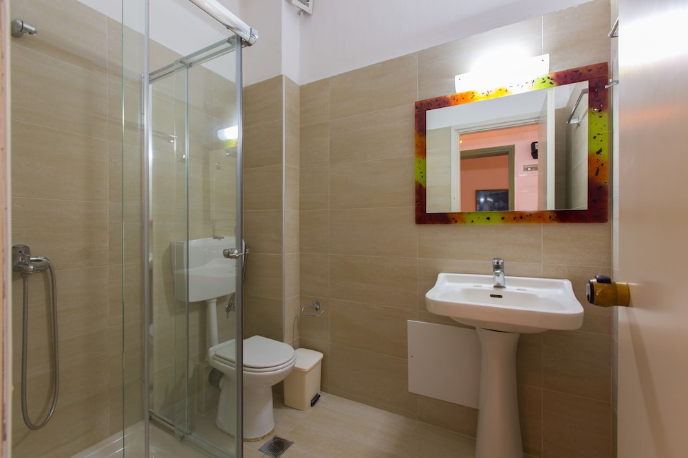 Eltina Hotel 42/50