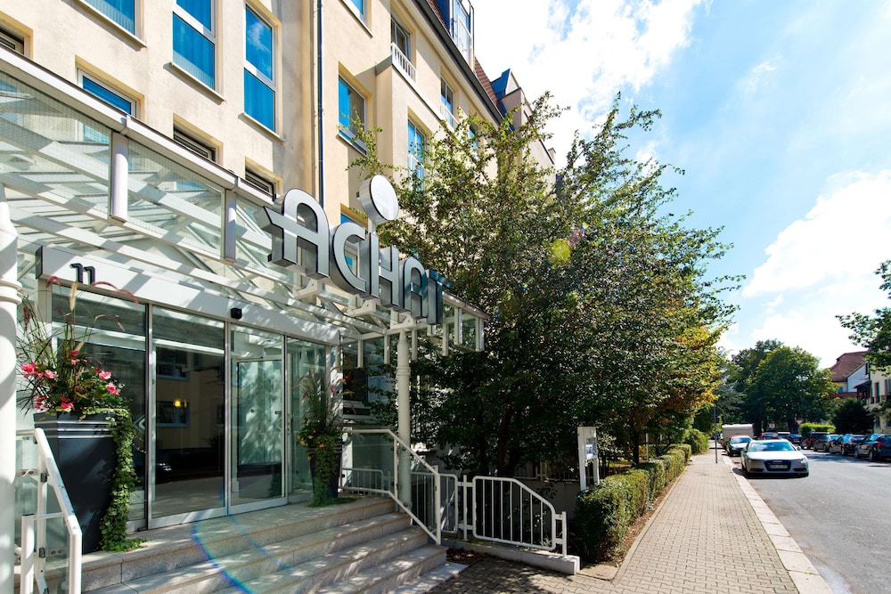 ACHAT Hotel Dresden Elbufer 68/71