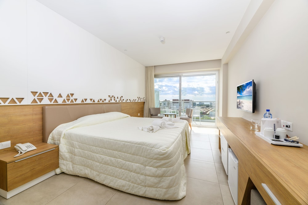 Tasia Maris Seasons Hotel (Adults only) 51/105