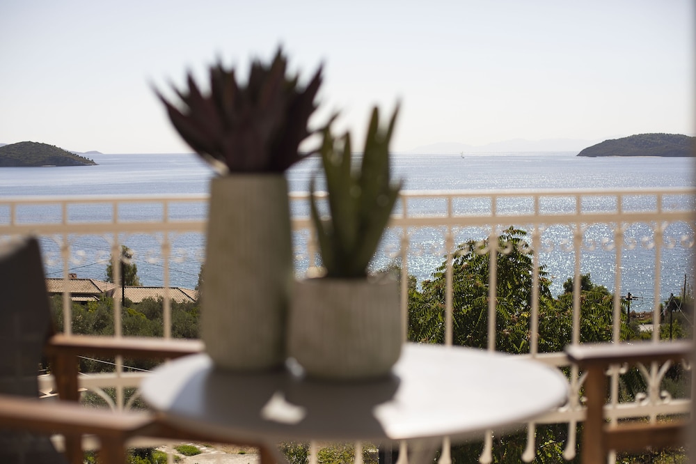 Irida Aegean View 64/91