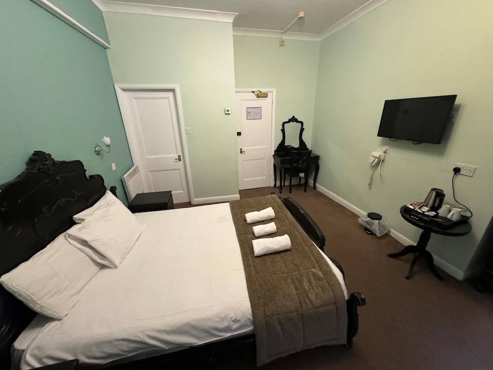 The George Hotel 11/50