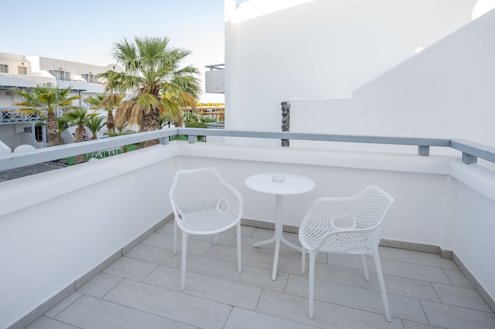 Smy Mediterranean White Santorini - Adults Only 9/60