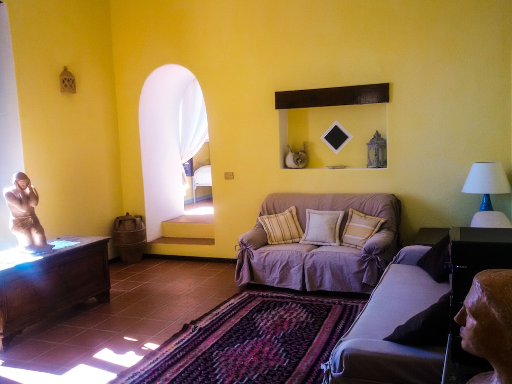 MARULIVO HOTEL 27/50