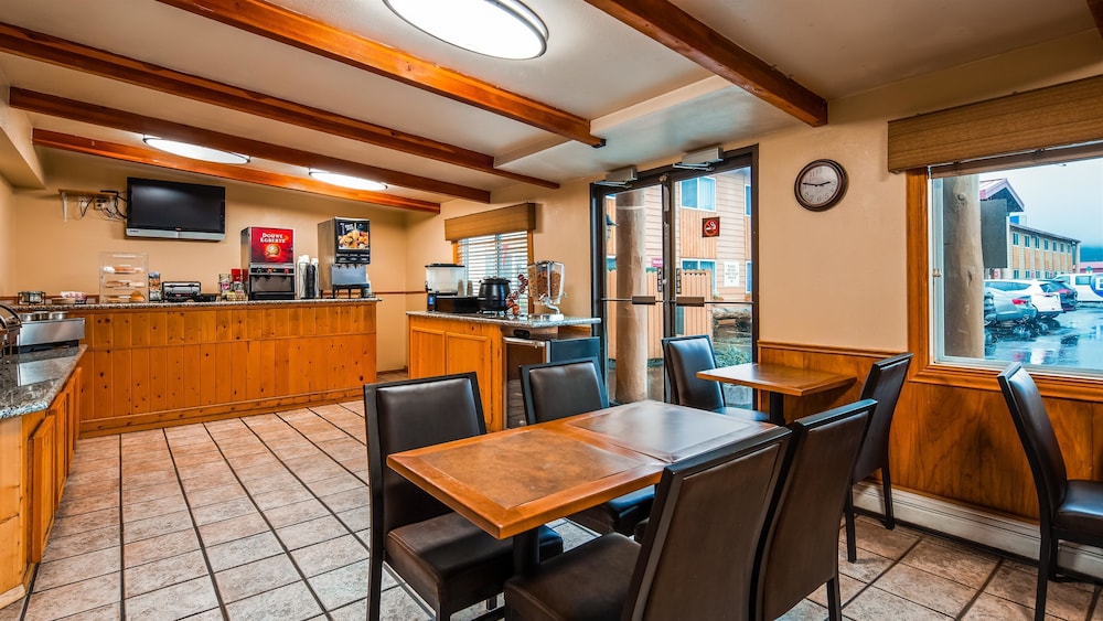 Best Western Valdez Harbor Inn 39/44