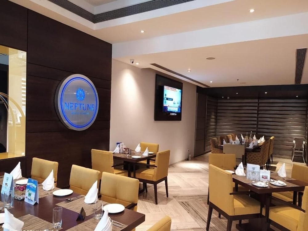 Fortune District Centre, Ghaziabad - Member ITC Hotels Group 46/65