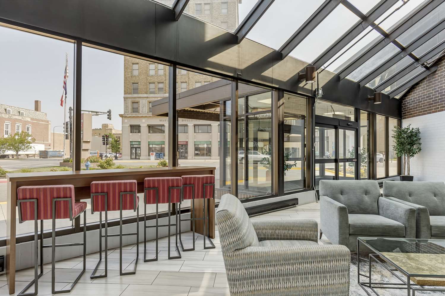 Best Western Plus Executive Residency Waterloo and Cedar Falls 27/42