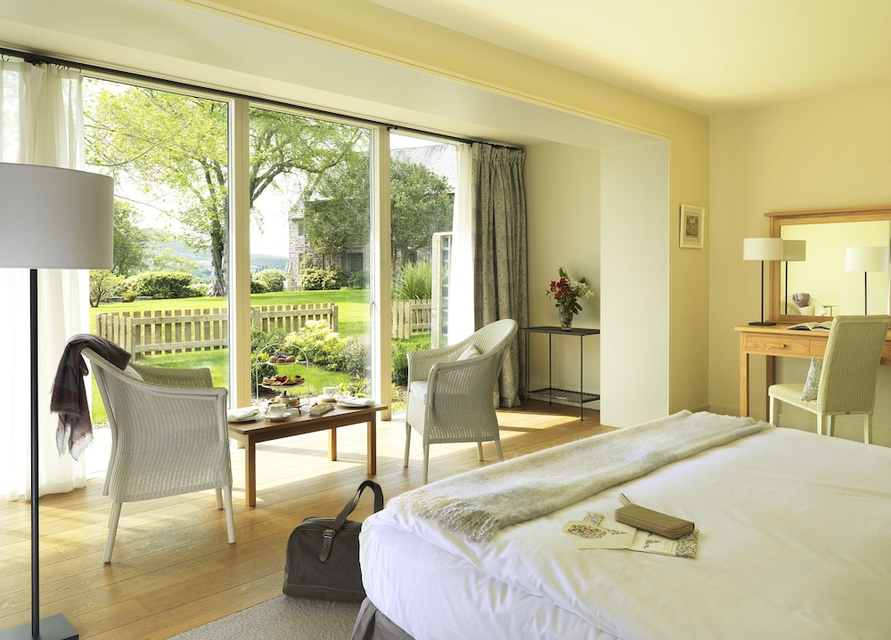 ARD NA SIDHE COUNTRY HOUSE 17/46