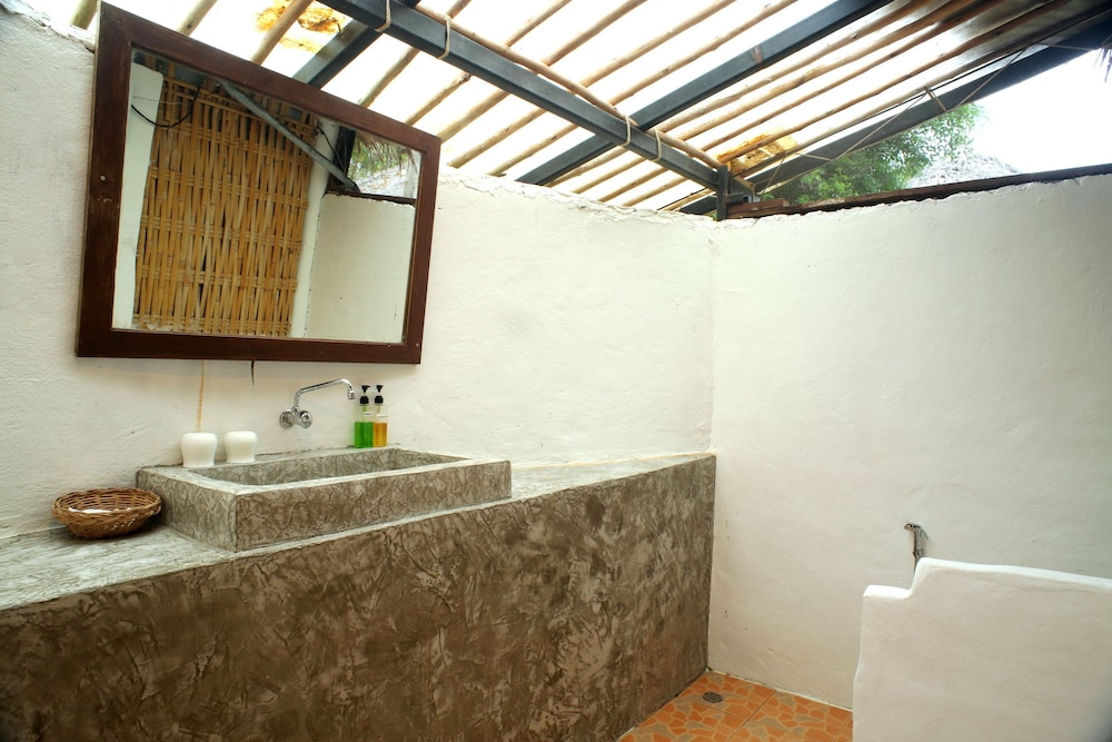 Mayalay Beach Resort 49/50