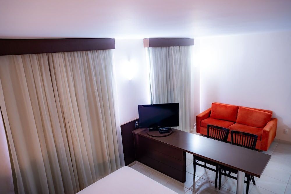 Hotel Santos Dumont 35/50