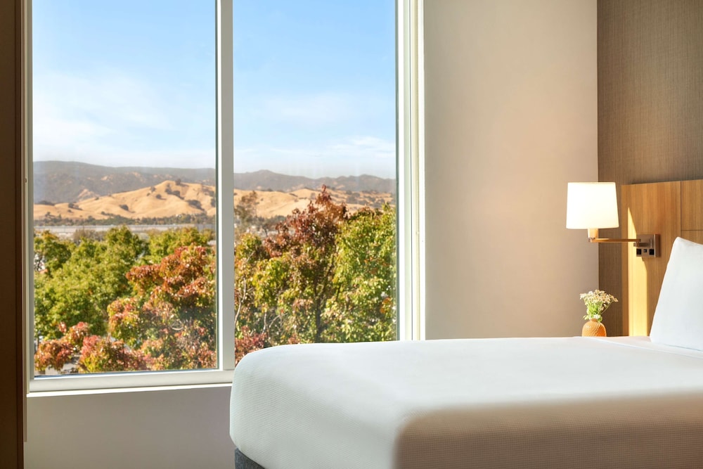 Hyatt Place Vacaville 12/62