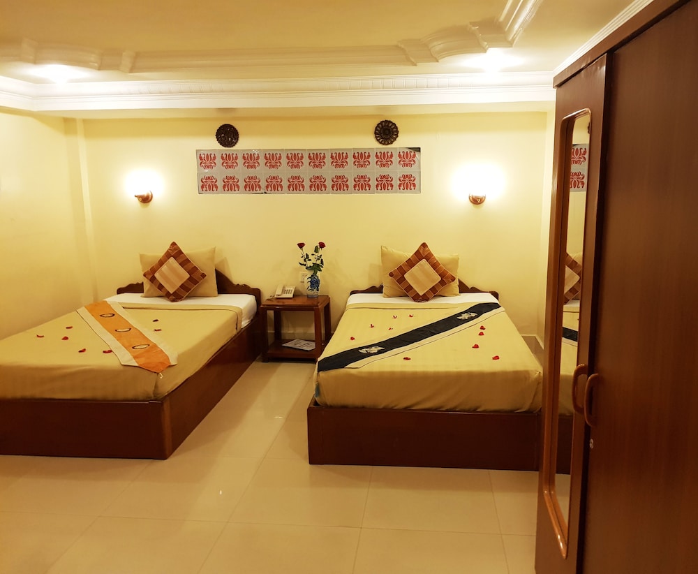 Fancy Guest House 14/37