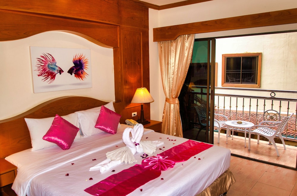 Diva Patong Hotel 11/50