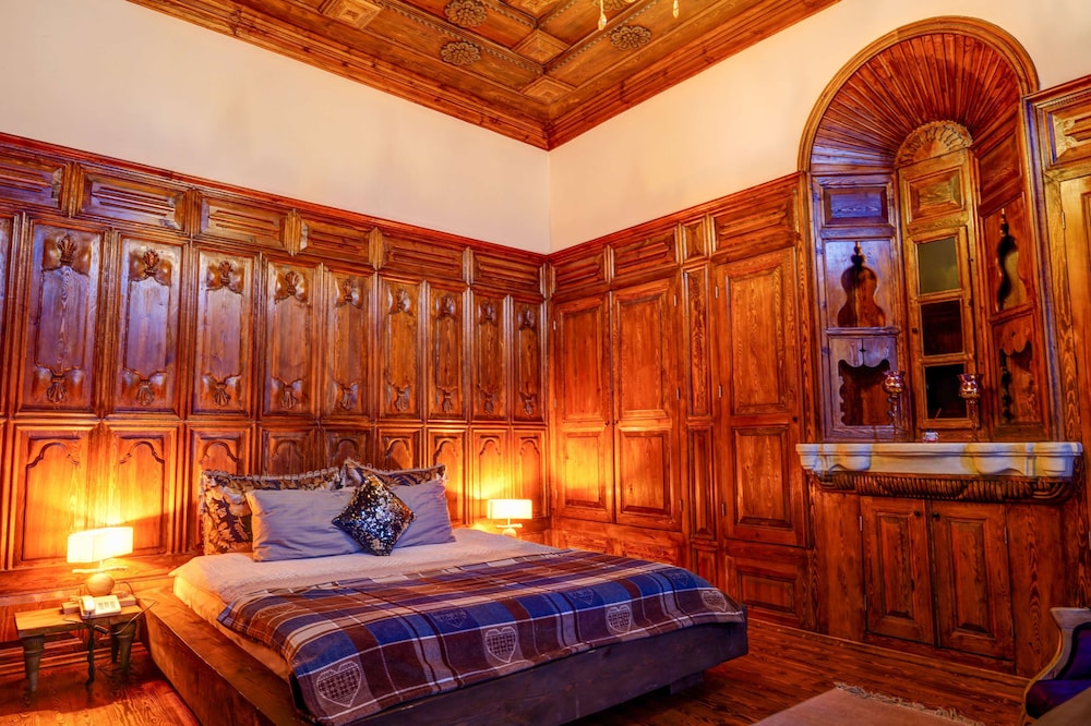 Kerem ile Asli Butik Otel 14/50
