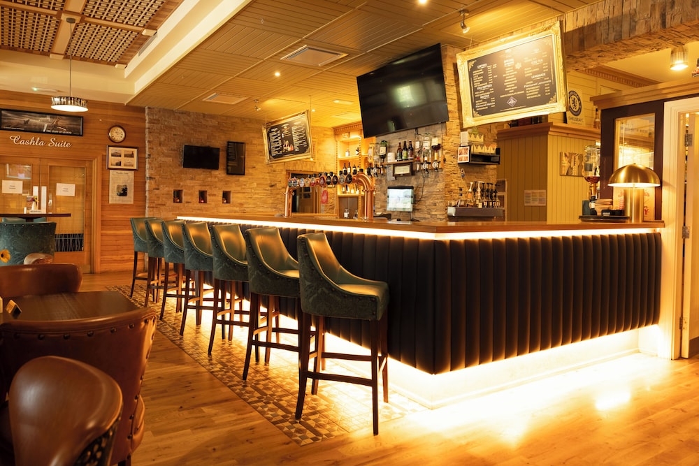 Raheen Woods Hotel 56/70