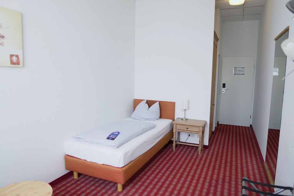 Essential, Single Bed