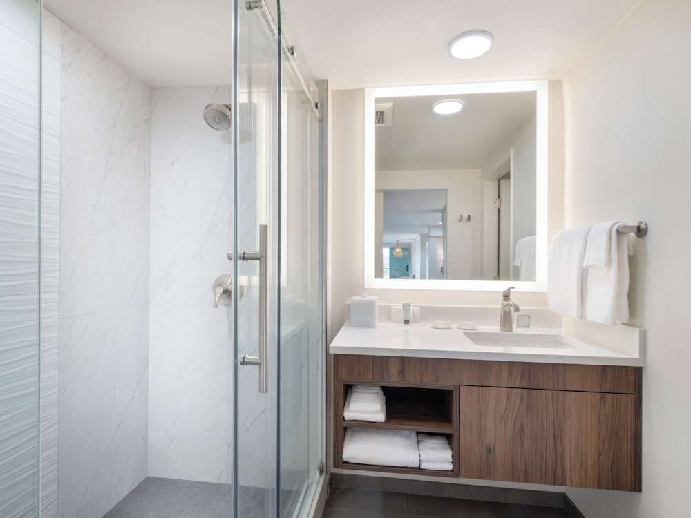 Hyatt Carmel Highlands 48/50