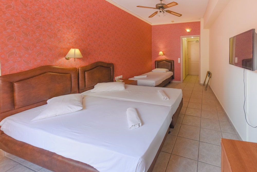Samos City Hotel 17/69