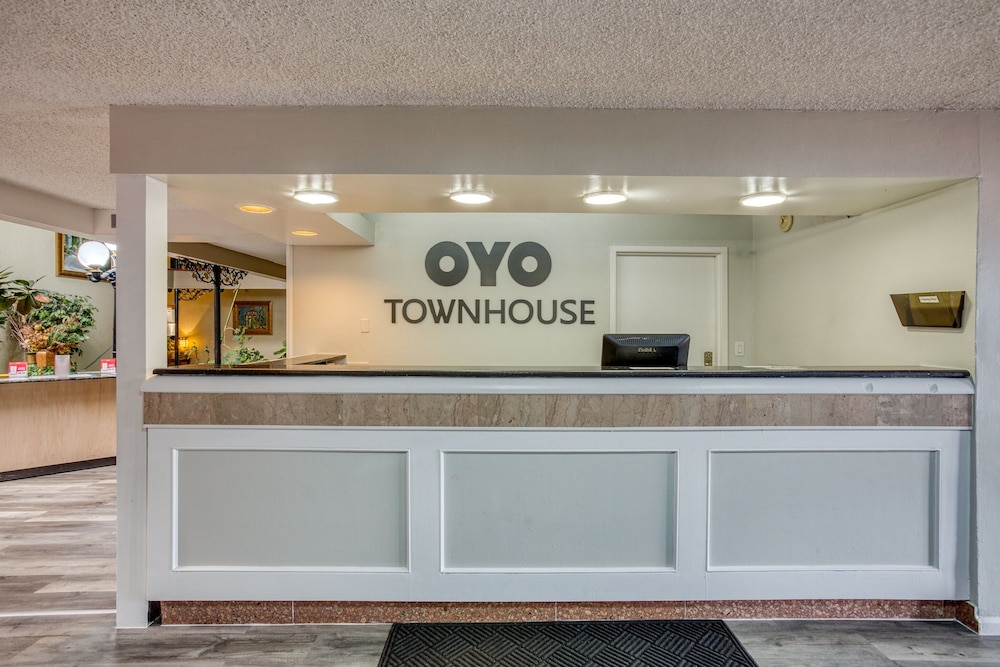 OYO タウンハウス タルサ ウッドランド ヒルズ 写真3