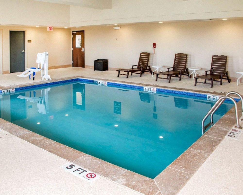 Comfort Inn and Suites San Marcos 6/47