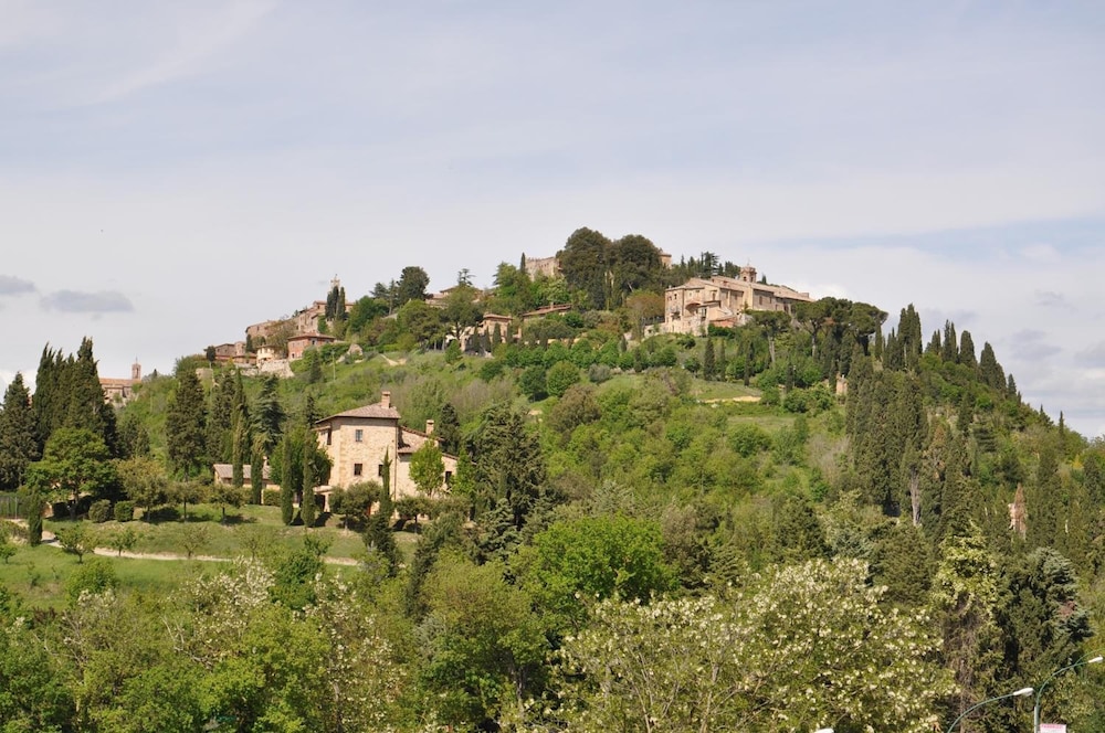 Albergo San Biagio 46/54
