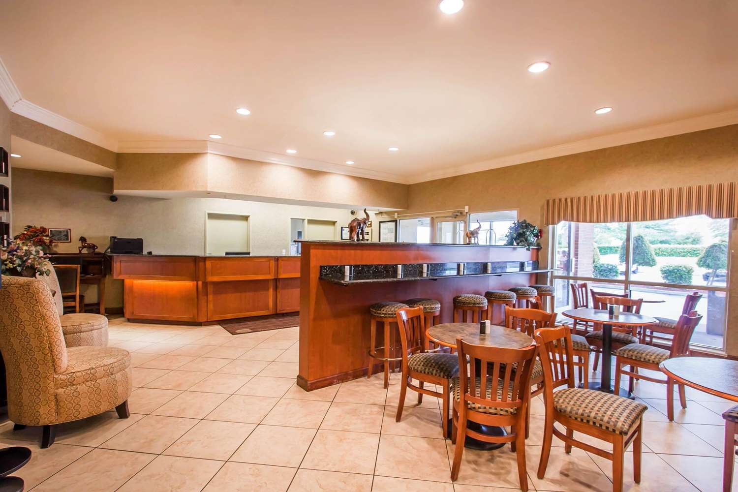 Quality Inn and Suites Germantown North 28/37